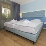 Otel Cliff Ruegen 4*