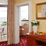 Cliff Ruegen Otel