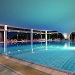 Cliff Ruegen Otel 4*