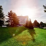 Cliff Ruegen Otel Sellin (Rugen)