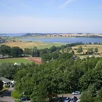Cliff Ruegen Otel 4*