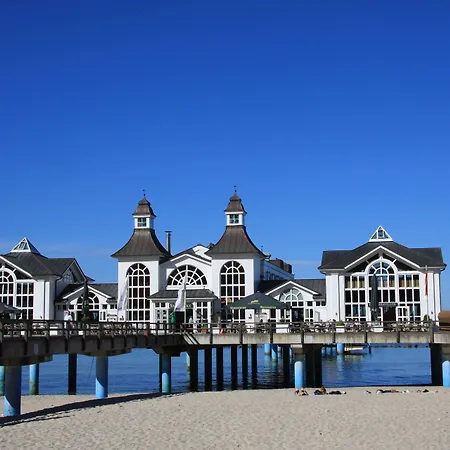 Cliff Ruegen Готель Sellin (Rugen)