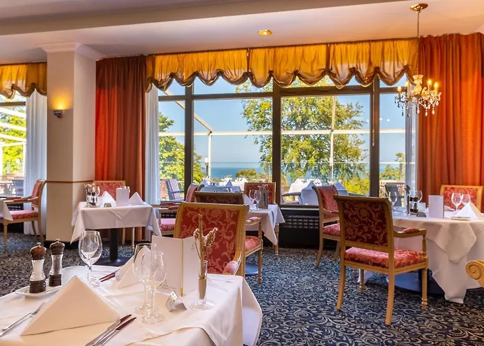 Готель Cliff Ruegen 4*