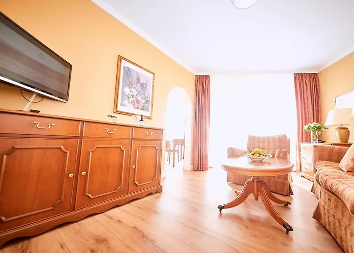 Cliff Ruegen Готель Sellin (Rugen)