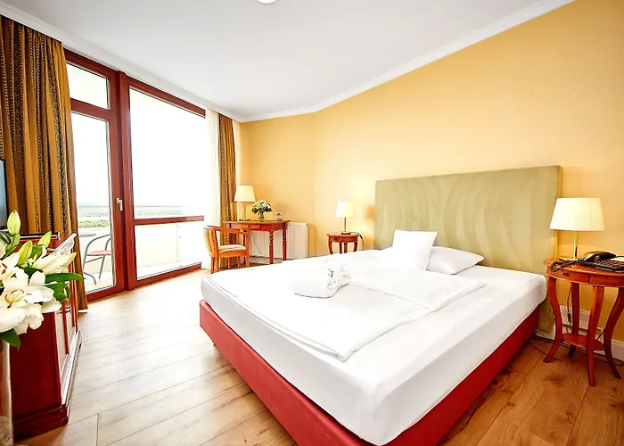 Cliff Ruegen Готель 4*