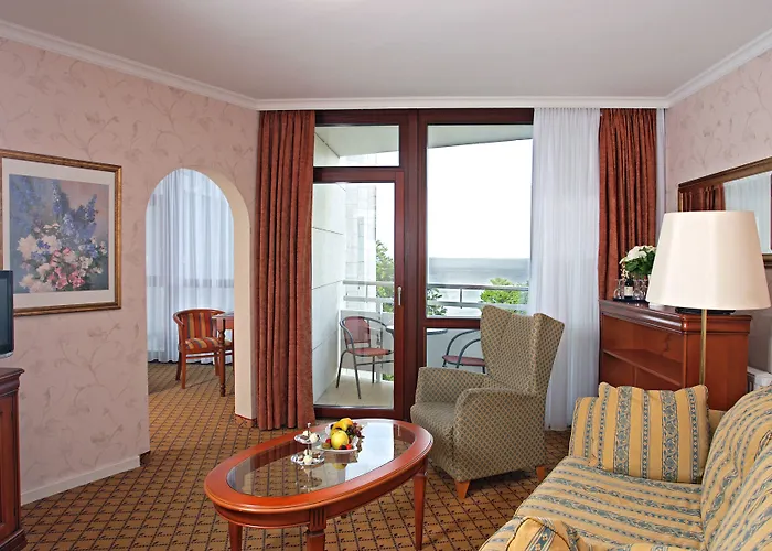 Готель Cliff Ruegen 4*