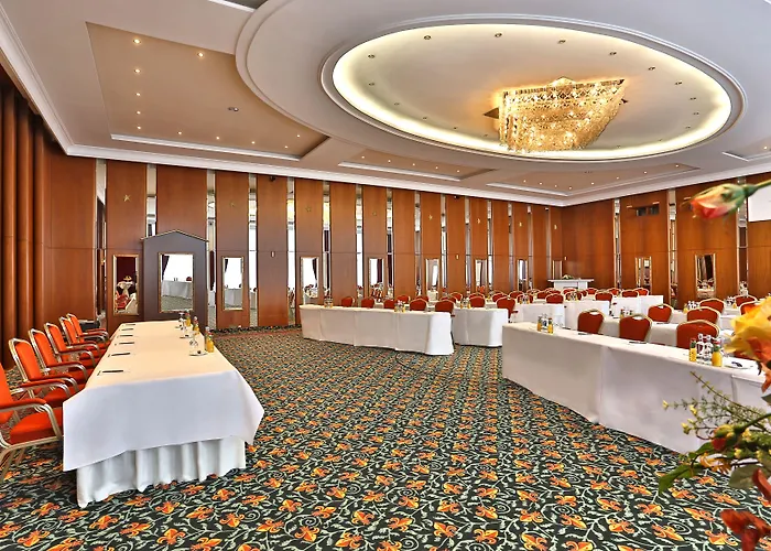 Hotel Cliff Ruegen 4*